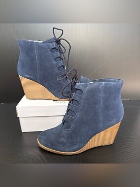 NIB Sonoma Snninanavy Navy Suede Lace Up Wedge Booties Shoes Women’s Size 10